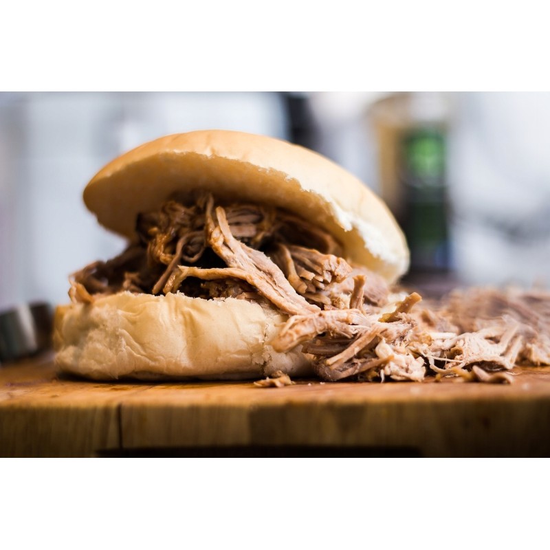 PULLED PORK KRUCHA WIEPRZOWINA O SMAKU PIECZENIOWYM 550G SOKOŁÓW